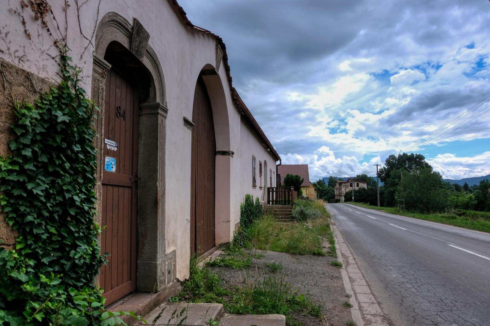 Apartmany V Broumovskem Statku Exterior photo