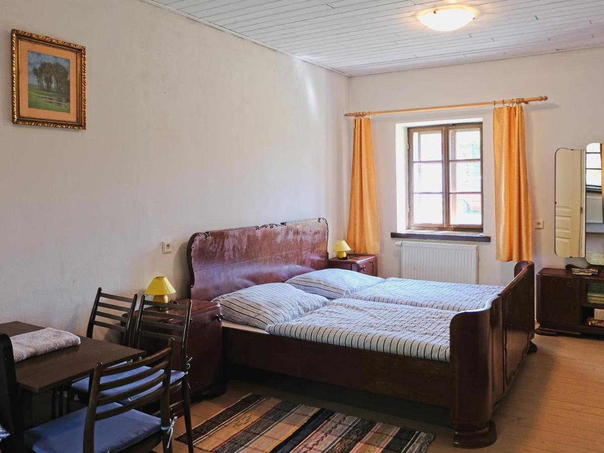 Apartmany V Broumovskem Statku Exterior photo